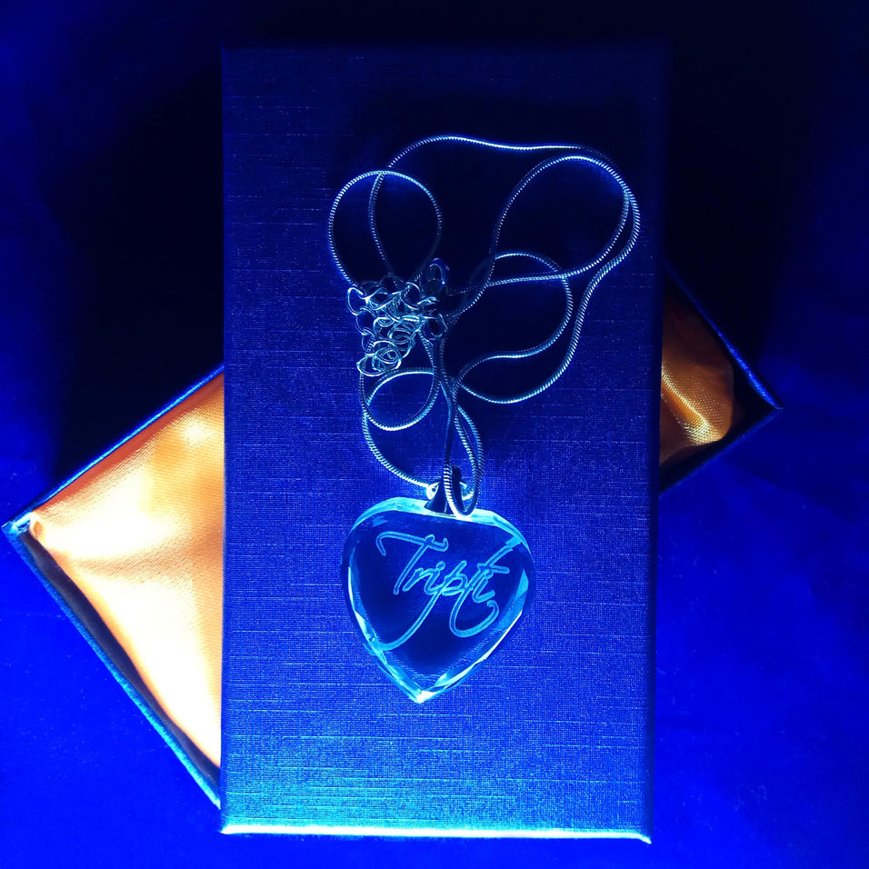 3d Laser engraved personalized Crystal Pendants heart locket - Crystal Moments